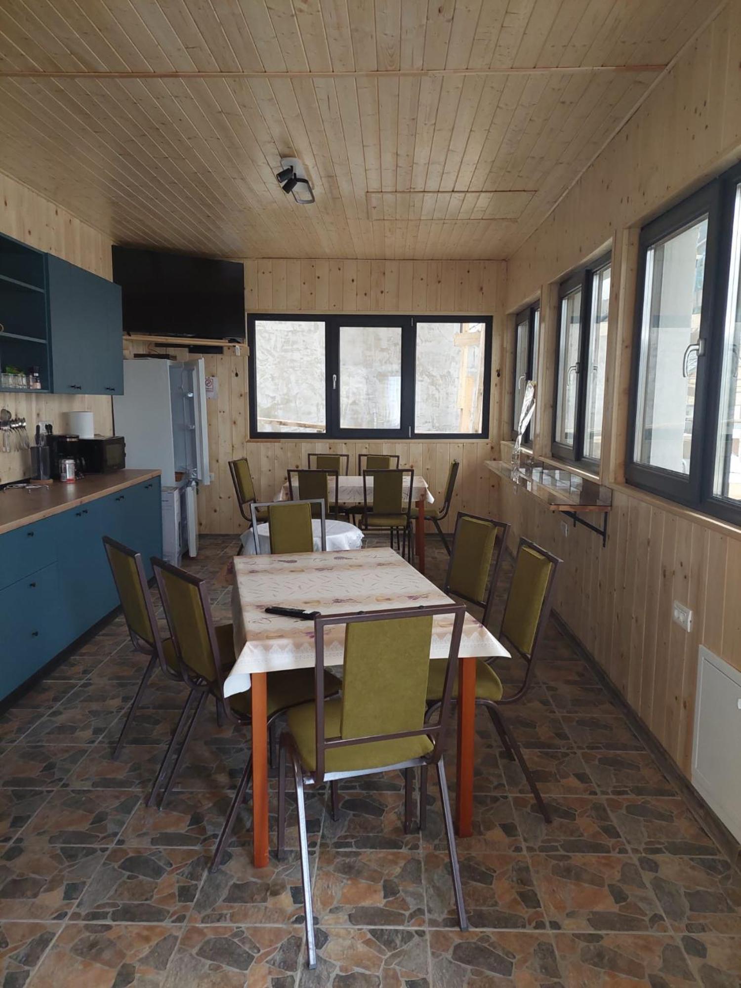 Pensiunea Novac Durau Bagian luar foto